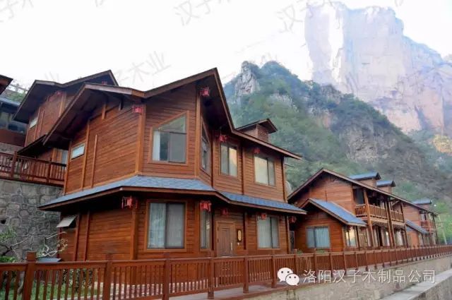 為什么歐洲人住木屋的多？